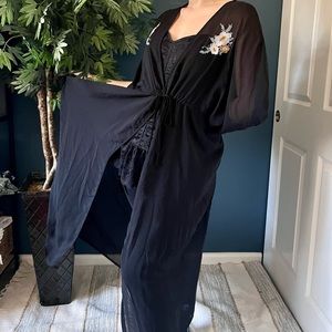 Chelsea28 Long Black Sheer Short Sleeve Robe / Wrap - One size